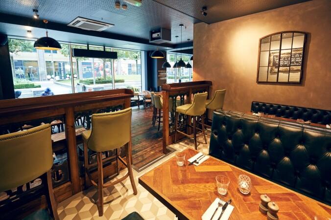 Best Sports Bars in London - Running Horse