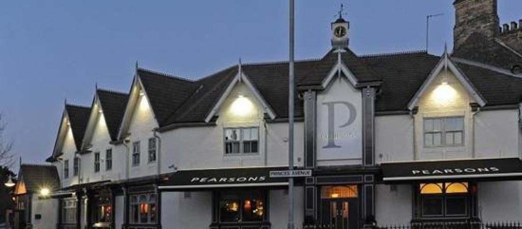 Best Sports Bars in Hull - Pearsons
