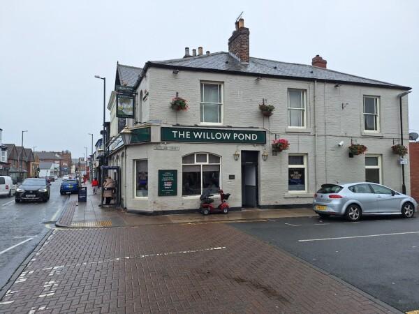 Best Sports Bars in Sunderland - Willow Pond
