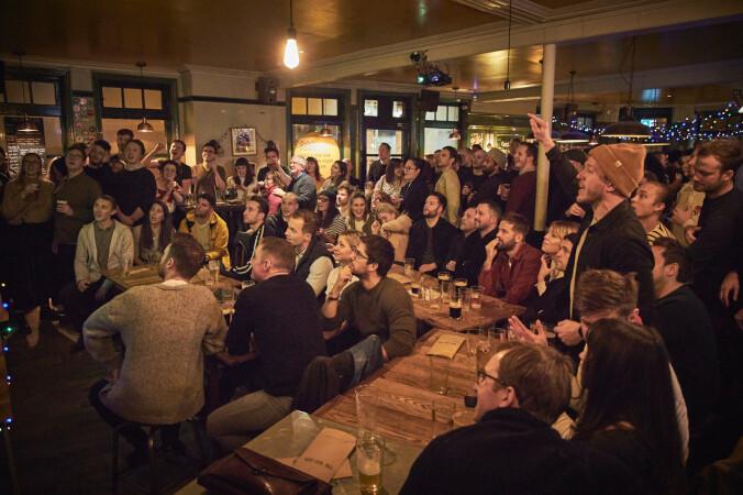 Best Sports Bars in London - Red Lion