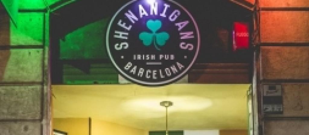 Best Sports Bars in Barcelona - Shenanigan's Irish Pub