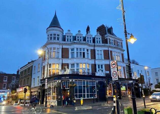 Best Sports Bars in Kentish Town - Assembly House