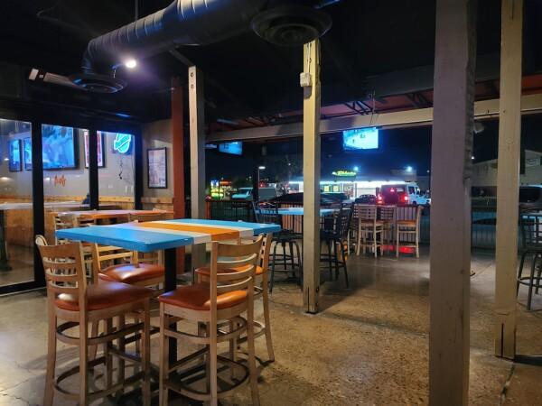 Best Sports Bars in Phoenix - Hooters @ Metro Center