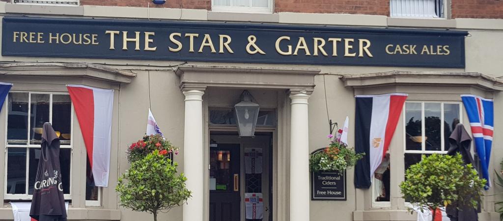 Best Sports Bars in Stafford - Star and Garter