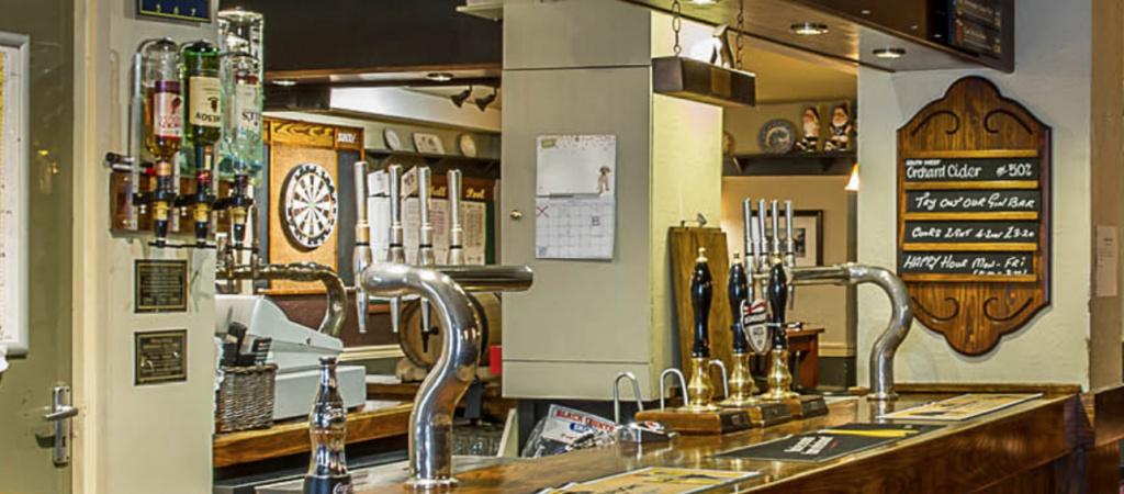 Best Sports Bars in Stafford - Joiners Arms