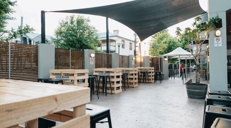 Best Sports Bars in Mandurah - Brighton Hotel