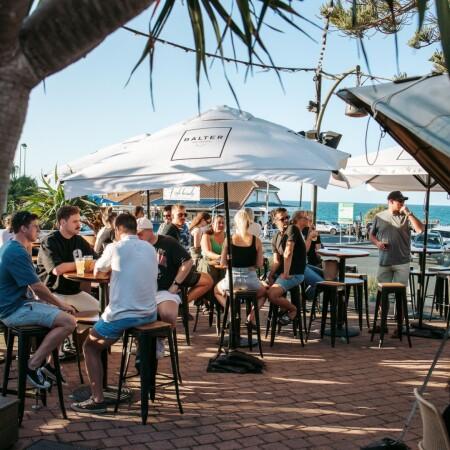 Best Sports Bars in Byron Bay - Beach Hotel Byron Bay