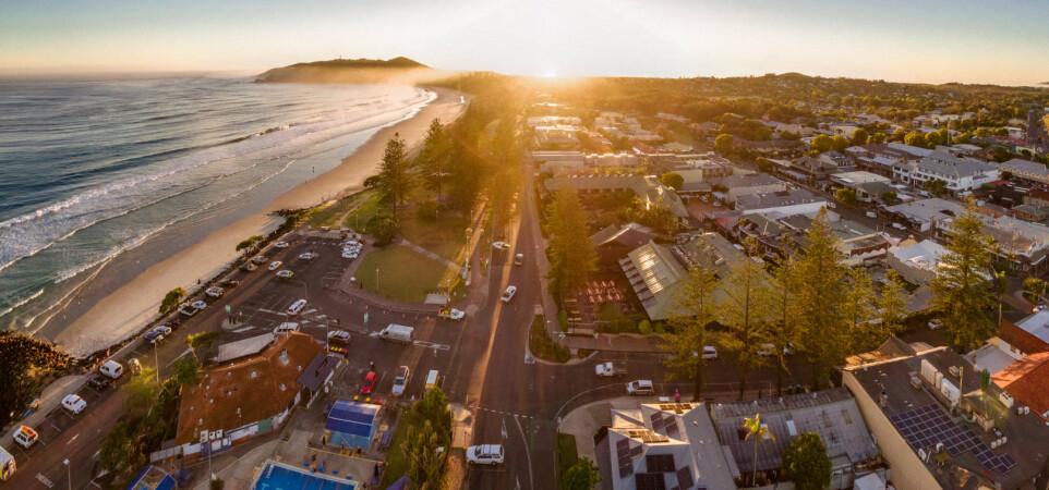 Best Sports Bars in Byron Bay - Beach Hotel Byron Bay