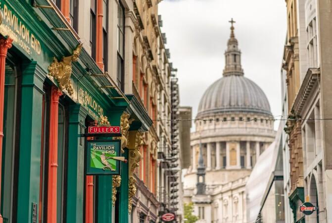 Best Sports Bars in London - Pavilion End