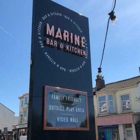Best Sports Bars in Waterloo - Marine Bar & Kitchen