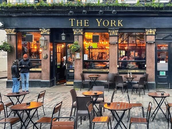 Best Sports Bars in LONDON - York