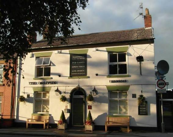 Best Sports Bars in Macclesfield - The Dolphin
