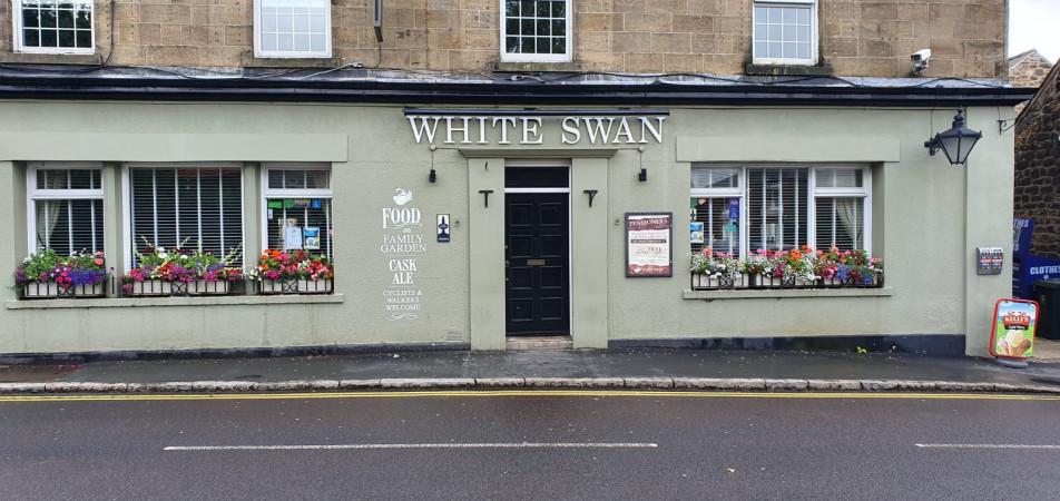 Best Sports Bars in Newcastle - The White Swan