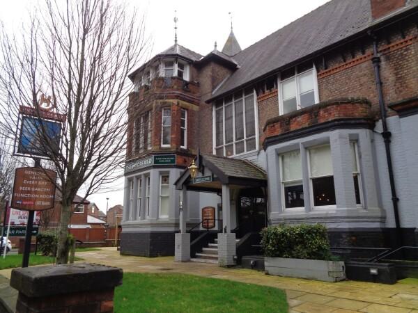 Best Sports Bars in Sale - The Sale