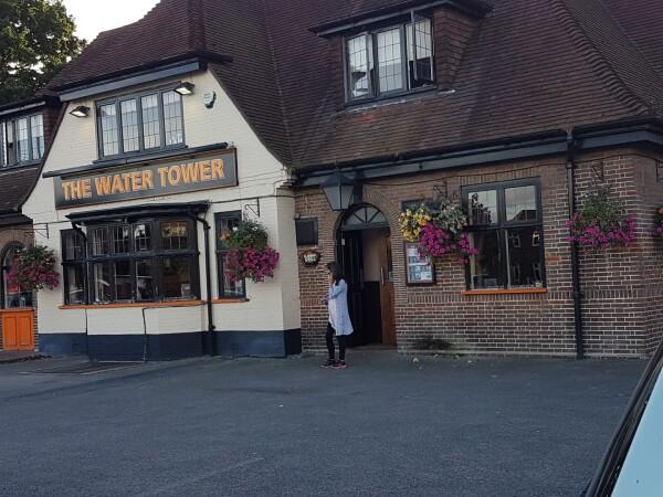 Best Sports Bars in Berkshire - Water Tower (Tilehurst)