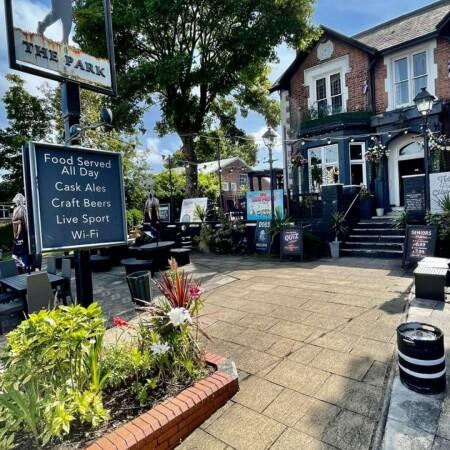Best Sports Bars in Southport - Park Hotel (Southport)