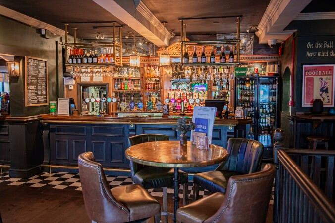 Best Sports Bars in Norwich - Compleat Angler (Norwich)