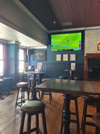 Best Sports Bars in Southampton - Scholars Arms (Southampton)