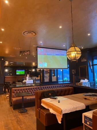 Best Sports Bars in Bergerac - Au Bureau Bergerac