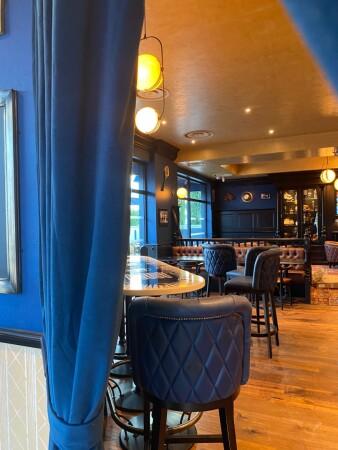 Best Sports Bars in Bergerac - Au Bureau Bergerac
