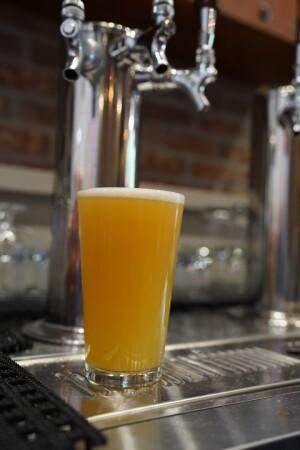 Best Sports Bars in Redwood City - Ghostwood Kitchen