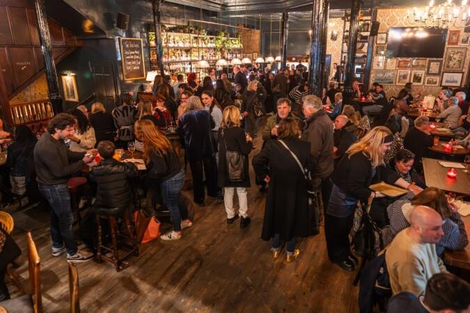Best Sports Bars in London - Red Lion Leytonstone