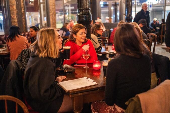 Best Sports Bars in London - Red Lion Leytonstone