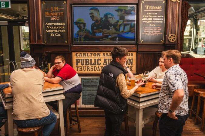 Best Sports Bars in Merivale - Carlton Bar and Steakhouse