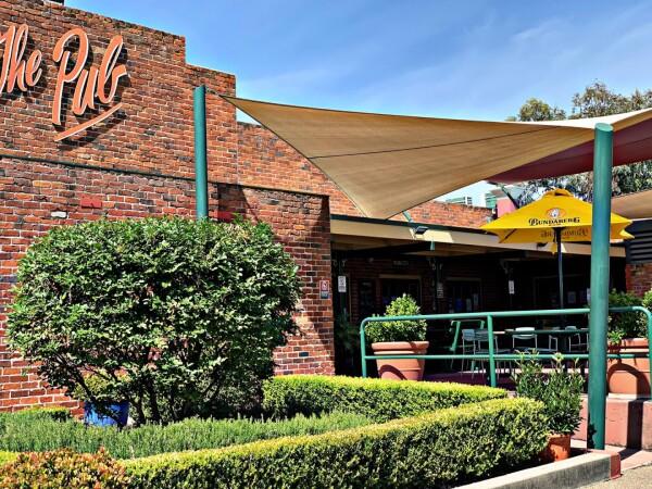 Best Sports Bars in Tamworth - The Pub
