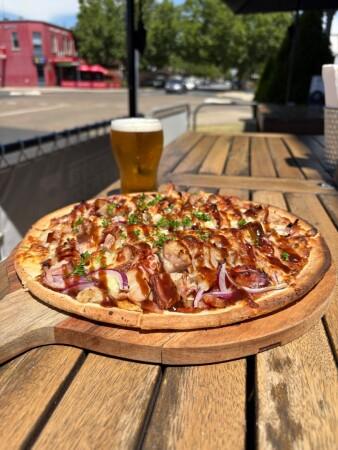 Best Sports Bars in Tumut - Oriental Hotel Tumut