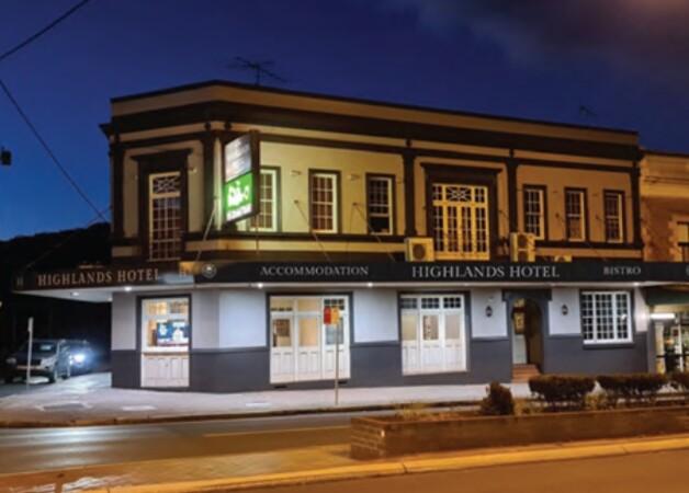 Best Sports Bars in Mittagong - Highlands Hotel