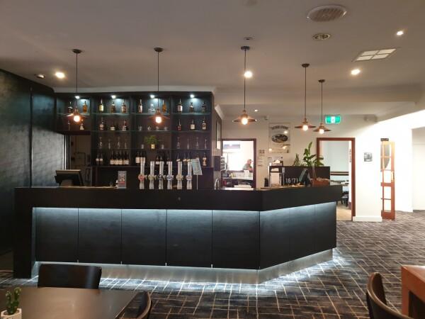 Best Sports Bars in Kalgoorlie - Miners Rest Motel