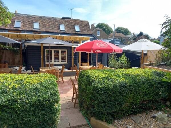 Best Sports Bars in Kent - Thompson Bell
