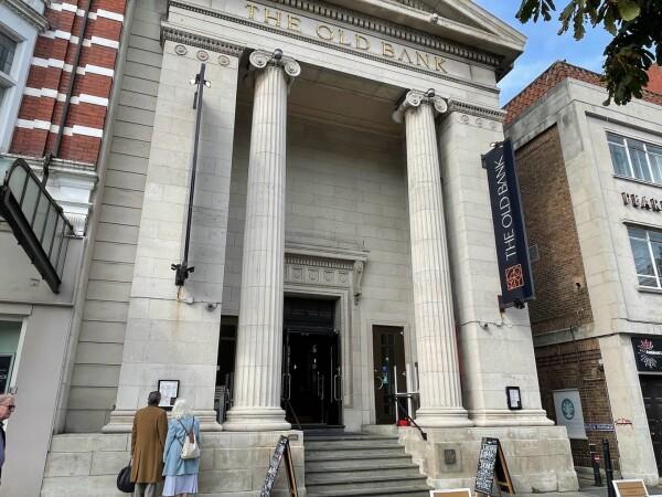 Best Sports Bars in Sefton - Old Bank