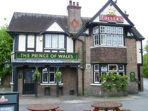 Best Sports Bars in Hillingdon - Prince of Wales