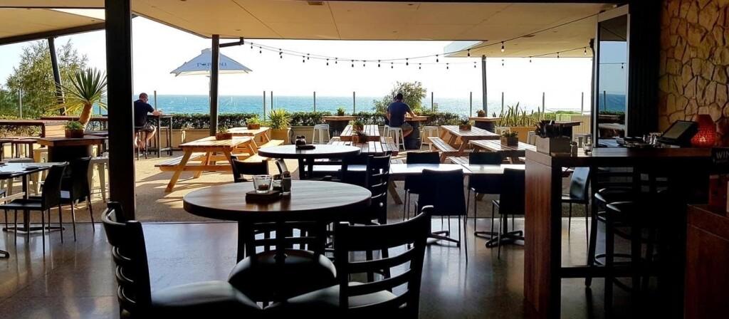 Best Sports Bars in Mindarie - Portofinos Quinns Beach