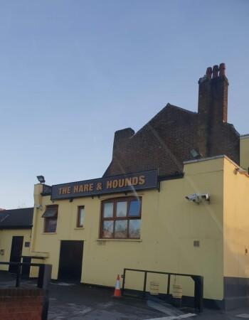 Best Sports Bars in Croydon - Hare and Hounds