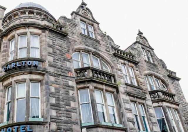 Best Sports Bars in Highland - Carlton Hotel