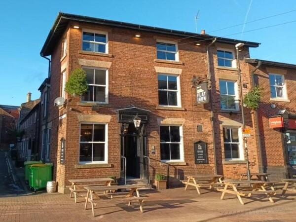 Best Sports Bars in Chorley - Flat Iron