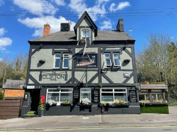 Best Sports Bars in Swindon - Clifton Hotel
