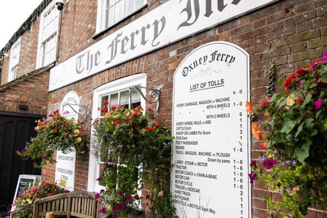 Best Sports Bars in Sevenoaks - Oxney Ferry Inn