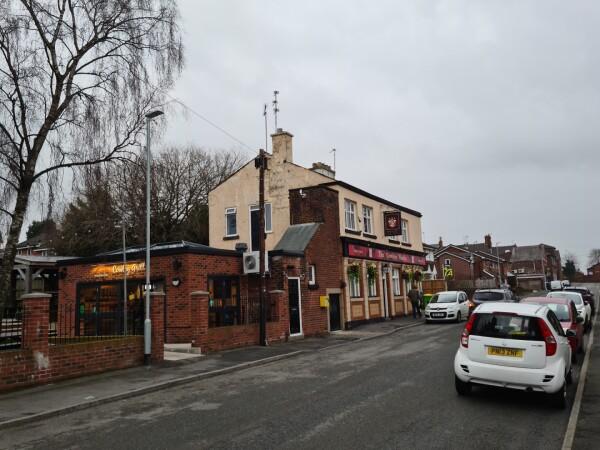 Best Sports Bars in Warrington - Cowley Vaults