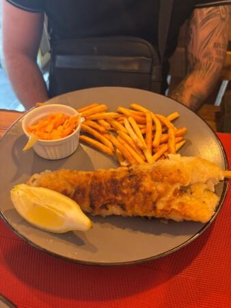 Best Sports Bars in Nice - Delphine’s