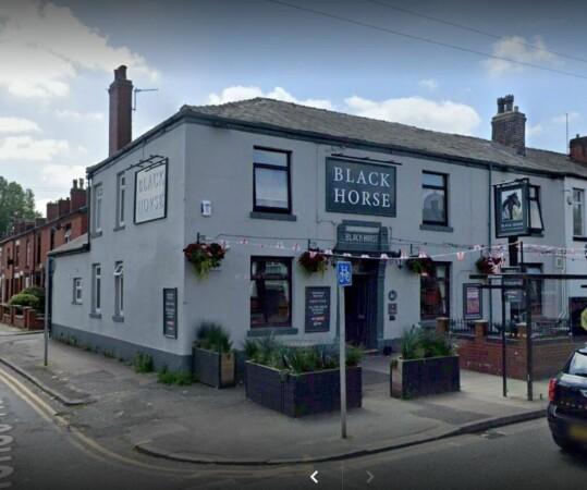 Best Sports Bars in Bolton - BLACK HORSE