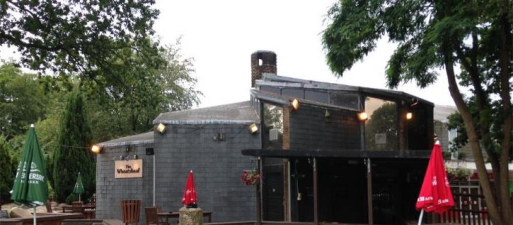 Best Sports Bars in Camberley - Wheatsheaf