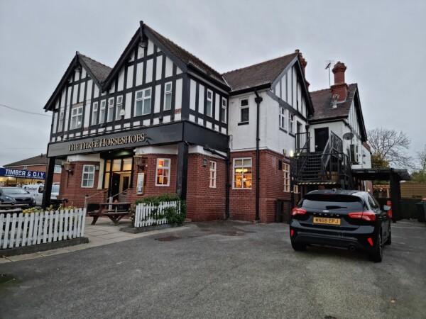 Best Sports Bars in Rotherham - Three Horse Shoes Rotherham
