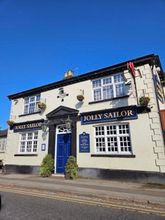 Best Sports Bars in St. Albans - Jolly Sailor