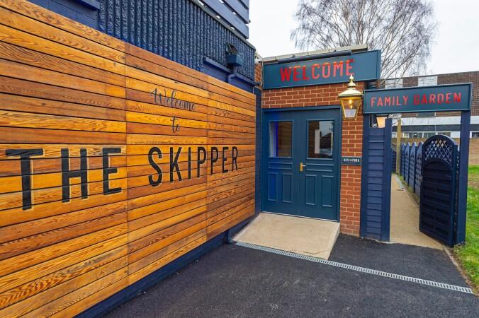 Best Sports Bars in Friton-on-sea - Essex Skipper