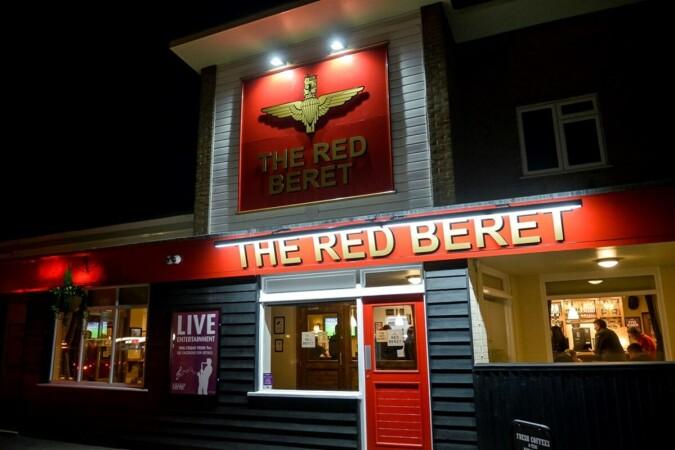 Best Sports Bars in Chelmsford - Red Beret