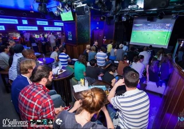 Best Sports Bars in Paris - O'Sullivans by the Mill